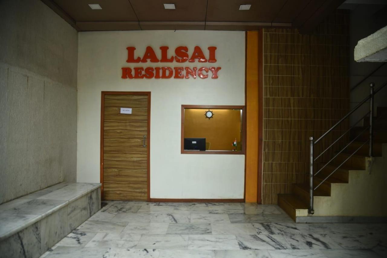 Lalsai Residency Andheri Mumbai Luaran gambar